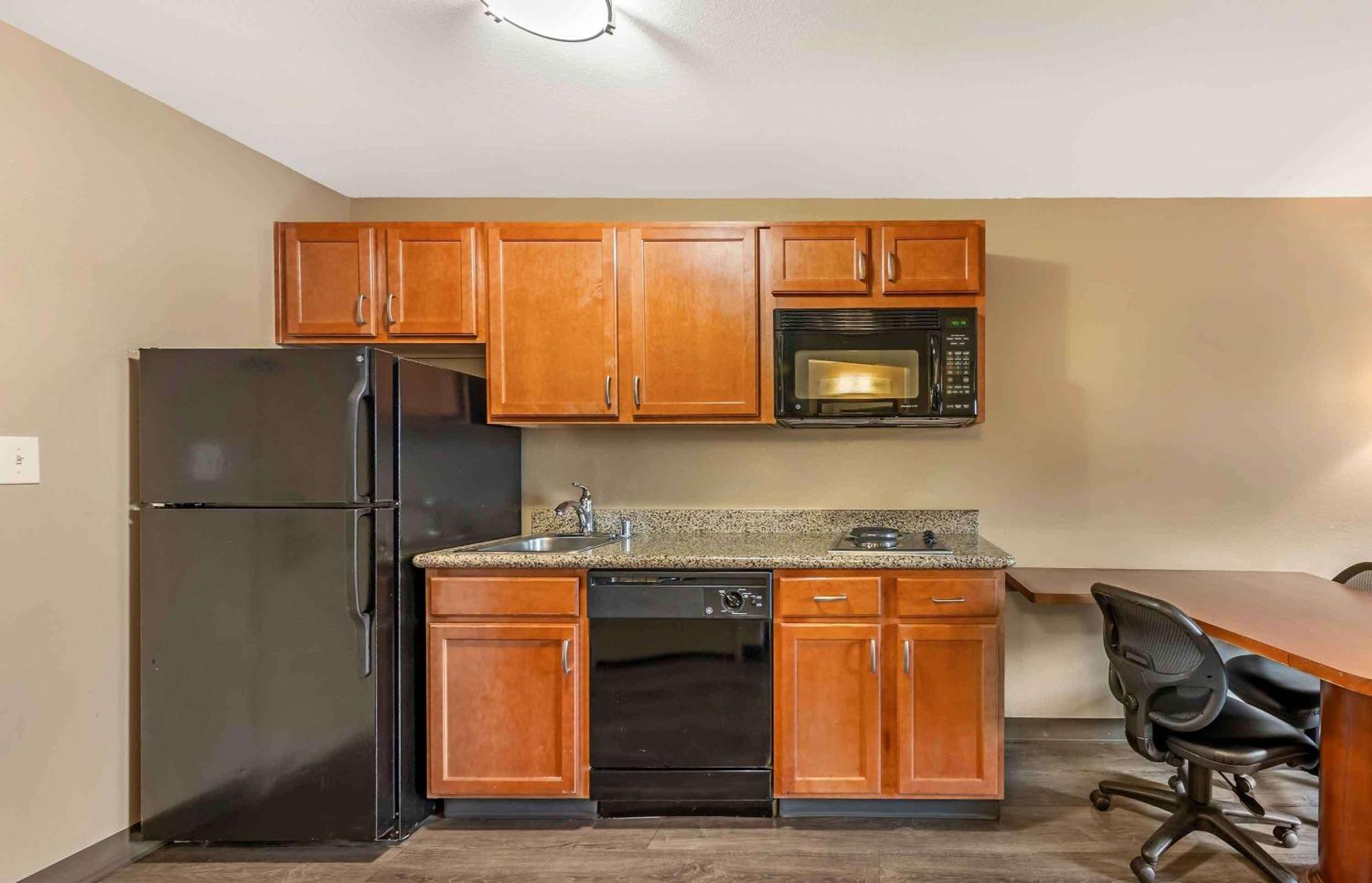Extended Stay America Suites - Bakersfield - Chester Lane Екстериор снимка